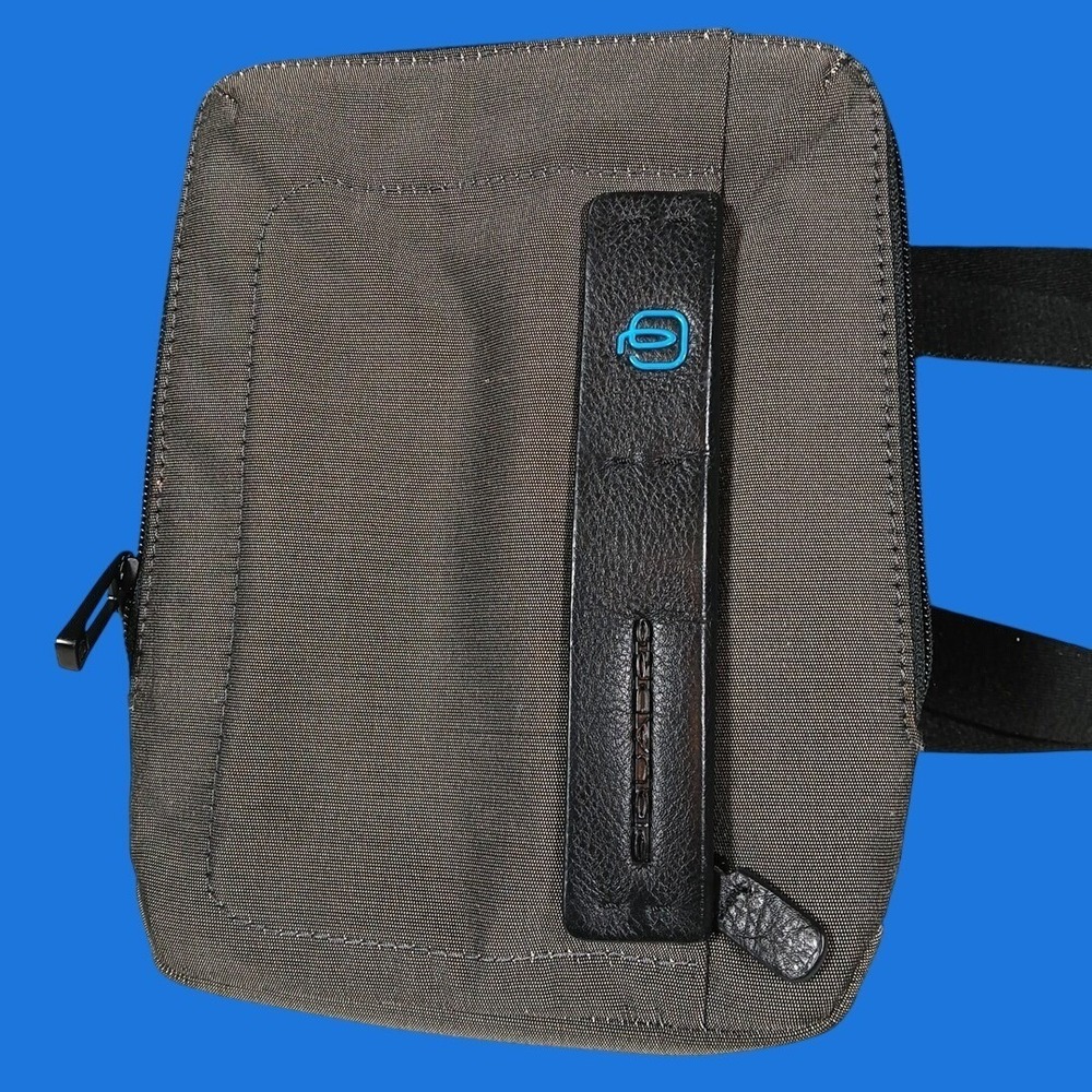 Piquadro Crossbody Bag Small Grey Tech Travel Messenger